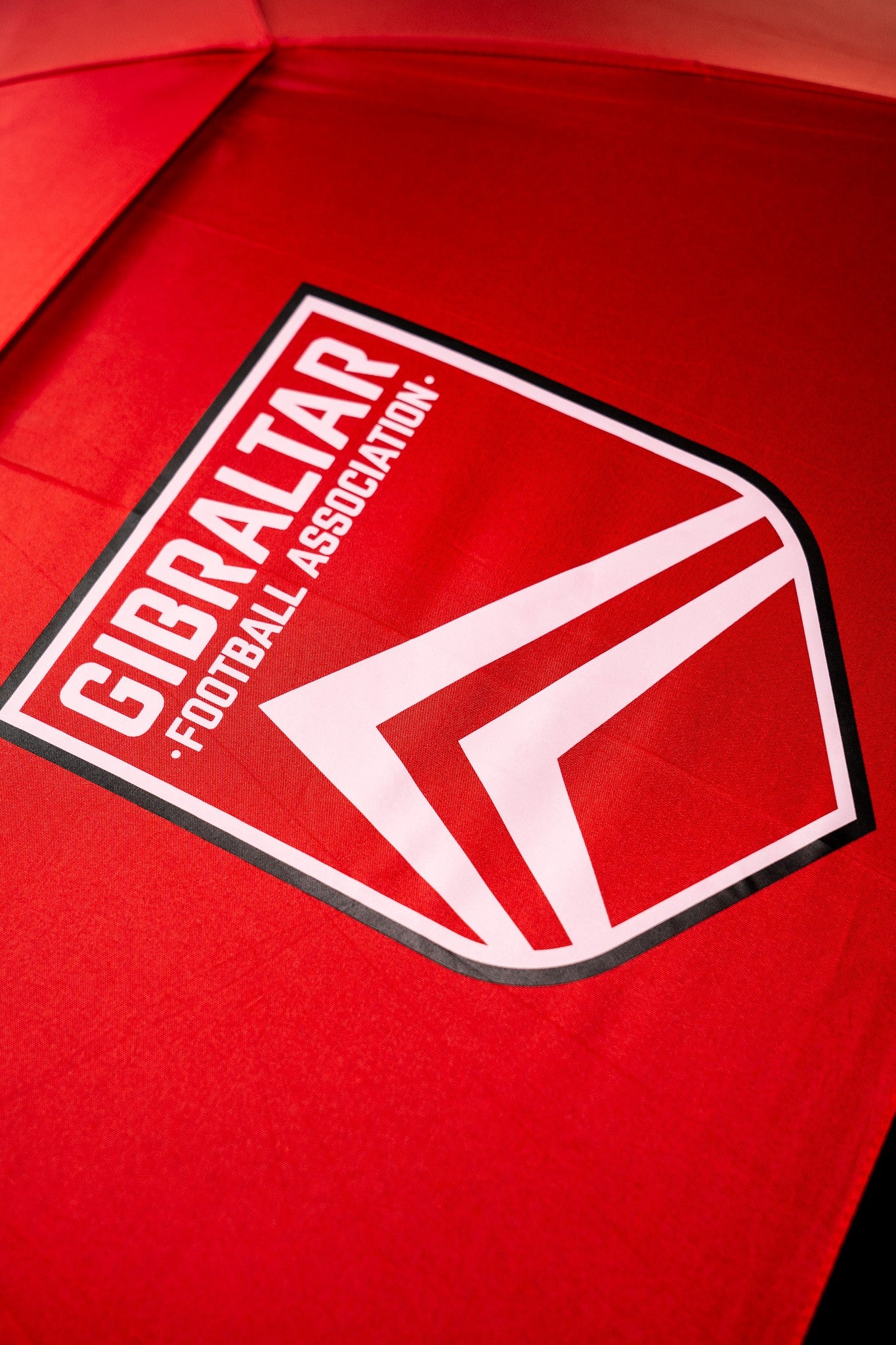 Gibraltar FA Golf Style Umbrella. FREE WITH EVERY £100.00 SPENT. JUST ADD THE ITEM TO YOUR SHOPPING CART.